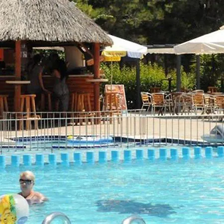 Inea & Aparthotel