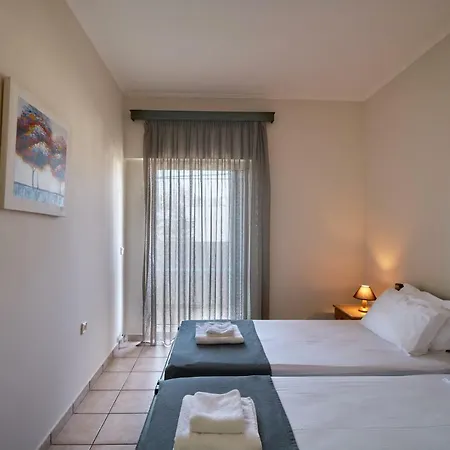 Aparthotel Inea & Agioi Apostoli (Crete)